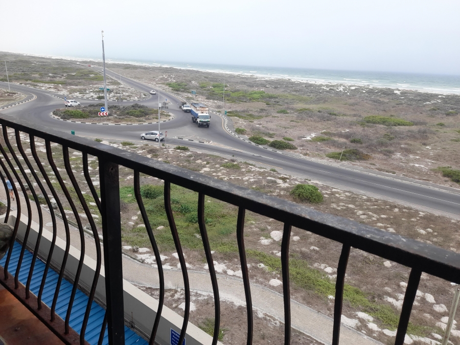 To Let 2 Bedroom Property for Rent in Muizenberg Western Cape